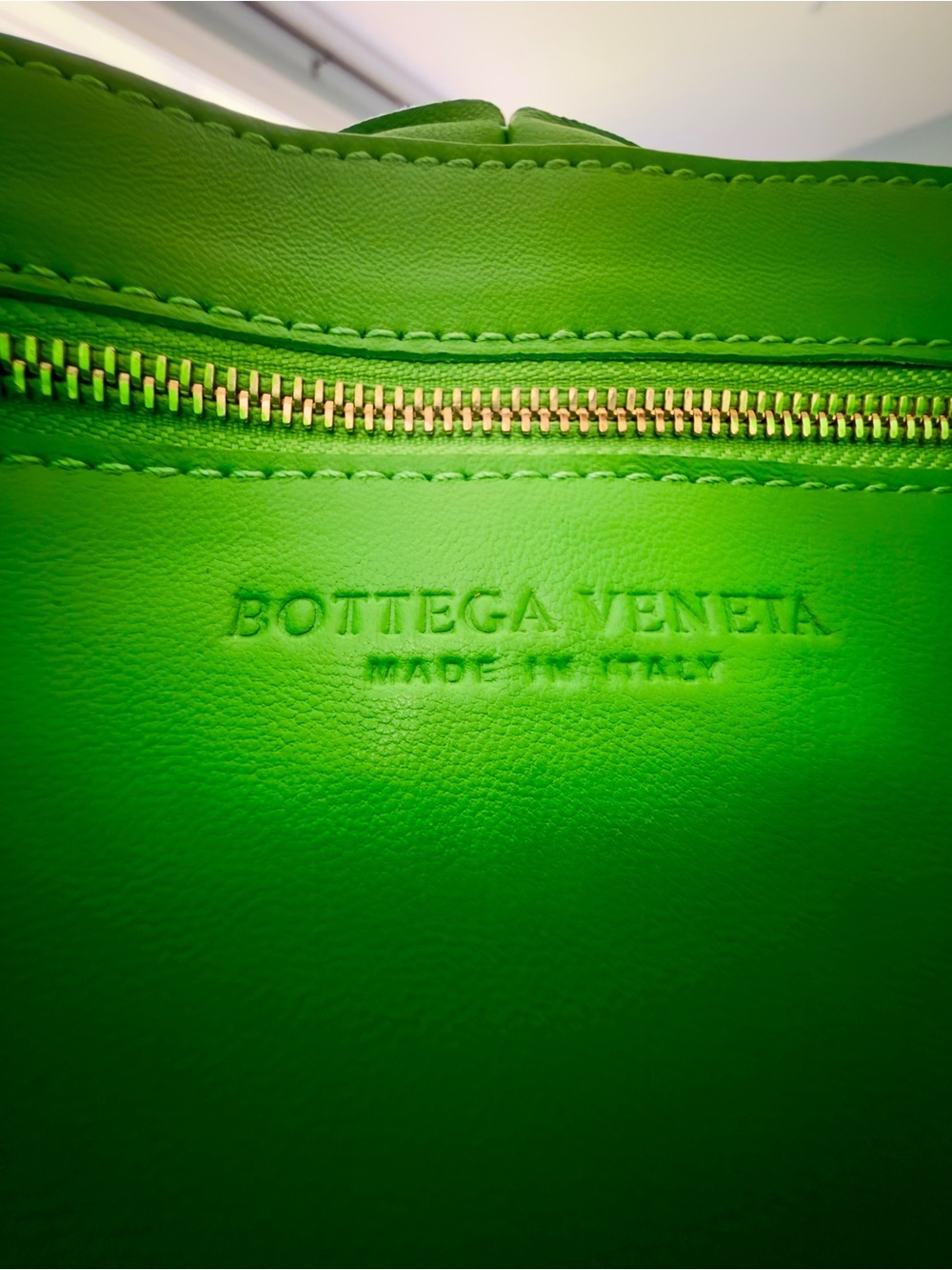 Bottega Veneta Chain Cassette Green Quilted Shoulder Bag with Gold Chain - Picture 7 of 10